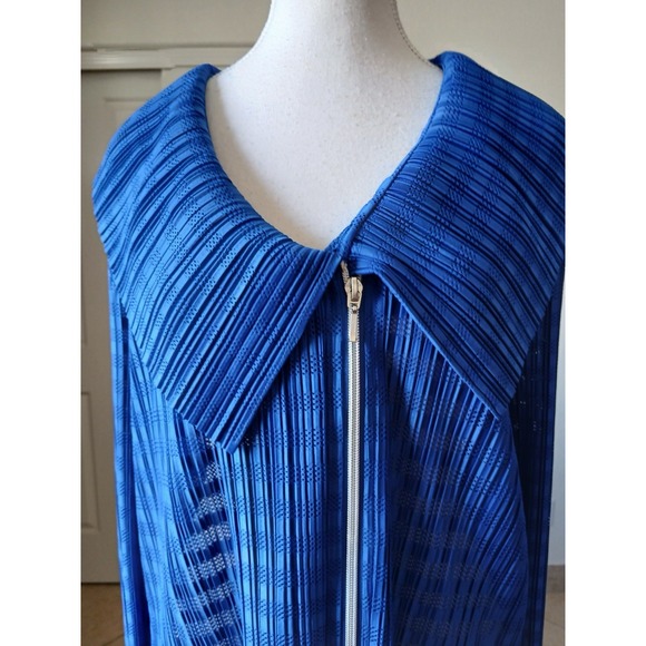 Travelers Collection by Chico's Pleated Zip Up Royal Blue Jacket Size 1 Medium - Picture 7 of 16